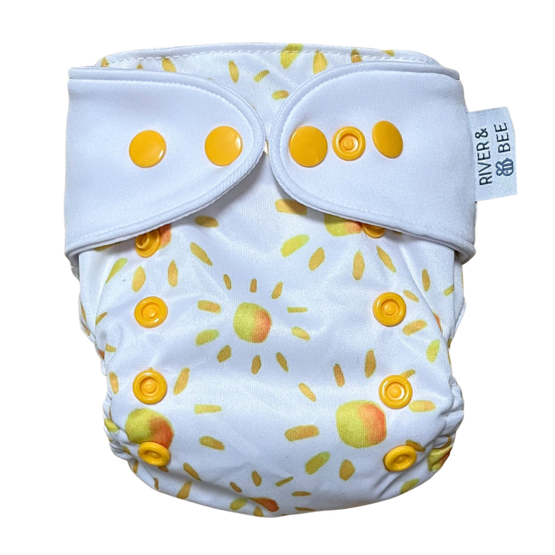 River & Bee Newborn Nappy